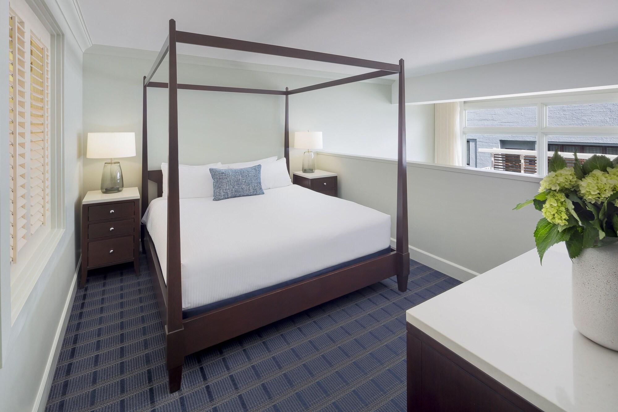 Hotel Casa Madrona And